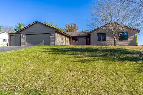 9287 Winterfield Ln, Roscoe, IL 61073 photo 12