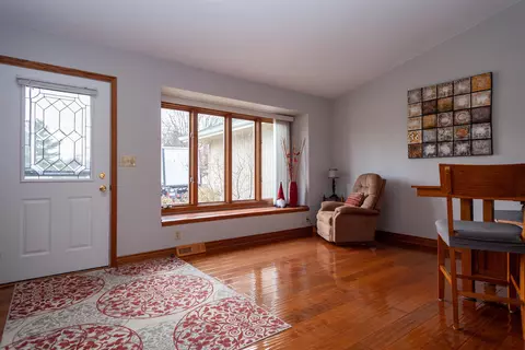 3982 Montclair Rd, Roscoe, IL 61073 photo 2