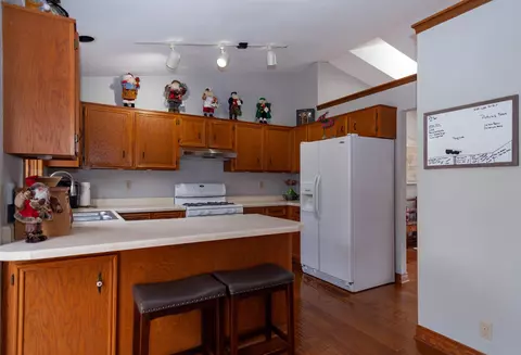 3982 Montclair Rd, Roscoe, IL 61073 photo 6