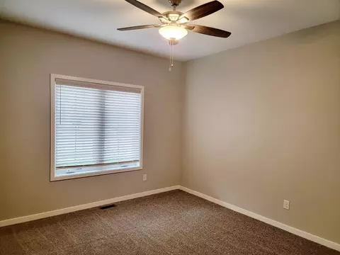3041 S Bartells Dr, Beloit, WI 53511 photo 29