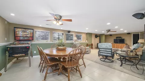 9074 Forest Ridge Dr, Roscoe, IL 61073 photo 30