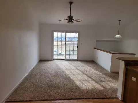 277 Par Five Dr, Dekalb, IL 60115 photo 8