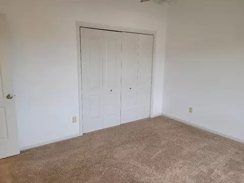 277 Par Five Dr, Dekalb, IL 60115 photo 14