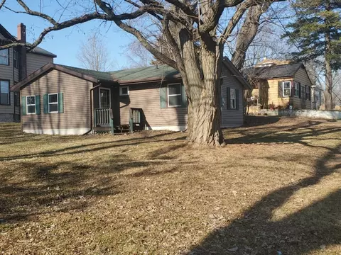206 Ringold, Freeport, IL 61032 photo 1