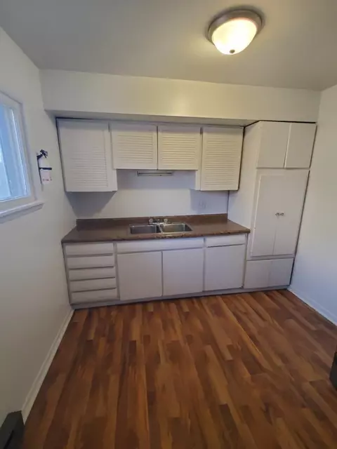 206 Ringold, Freeport, IL 61032 photo 8