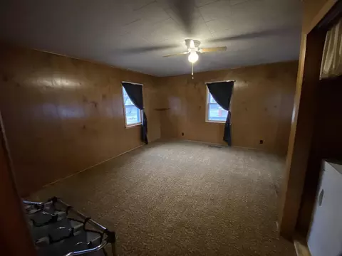 313 S High St, Lanark, IL 61046 photo 6