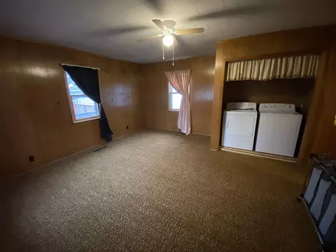 313 S High St, Lanark, IL 61046 photo 7