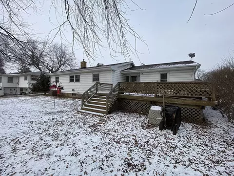 130 Parker Ct, Lanark, IL 61046 photo 4