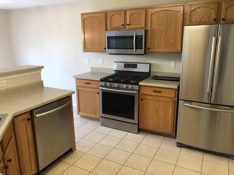 9016 Leicester Way, Roscoe, IL 61073 photo 5
