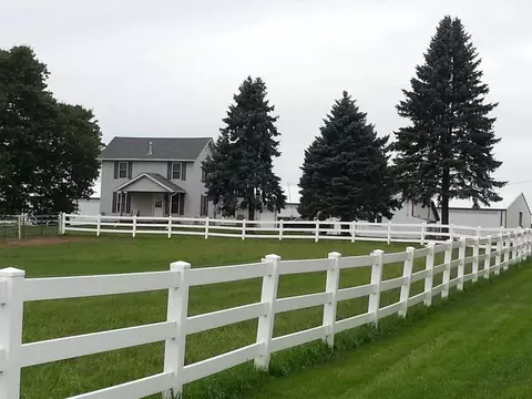 6707 Montague Rd, Rockford, IL 61102