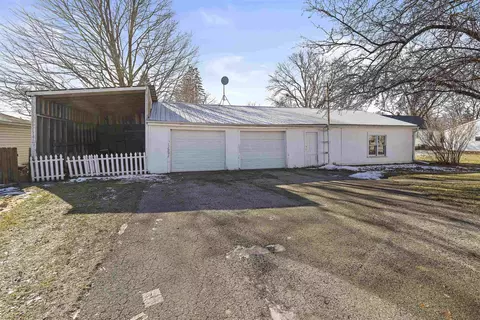 410 E 5th St, Byron, IL 61010 photo 6