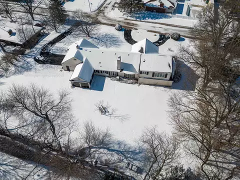4215 Singleton Rd, Rockford, IL 61114 photo 4