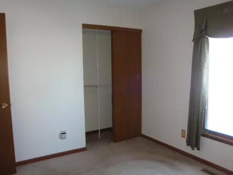 4007 Great Republic Rd, Cherry Valley, IL 61016 photo 9