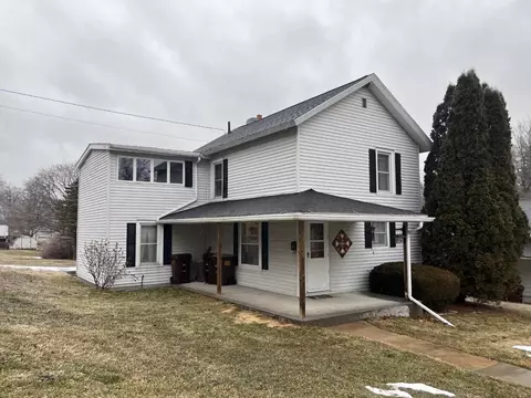 206 E Washington St, Mount Carroll, IL 61053