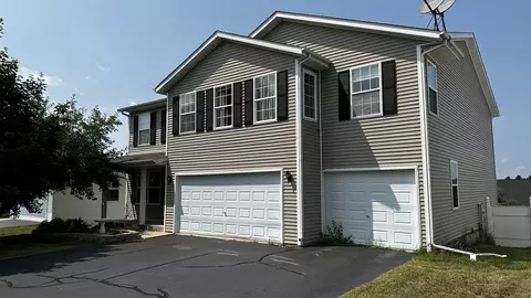 3066 Merseyshire Ln, Machesney Park, IL 61115