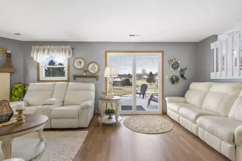 6588 Sutter Dr, Roscoe, IL 61073 photo 11
