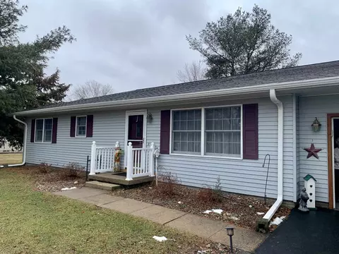 10308 Cedar Ct, Thomson, IL 61285 photo 1