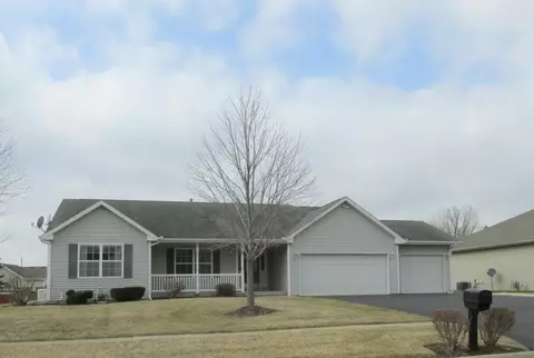 738 Hampton Dr, Byron, IL 61010 photo 1