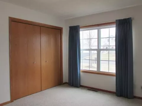 738 Hampton Dr, Byron, IL 61010 photo 20