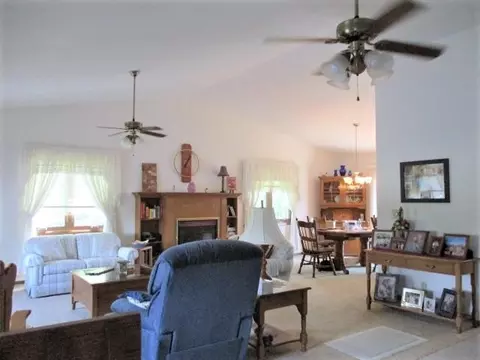 758 Gainsboro, Lake Summerset, IL 61019 photo 9