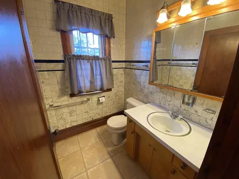 609 E Locust St, Lanark, IL 61046 photo 24
