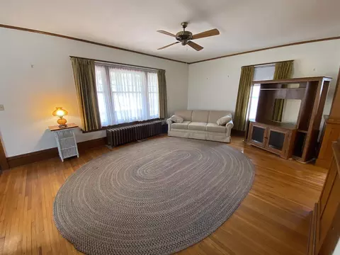 609 E Locust St, Lanark, IL 61046 photo 15