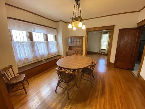 609 E Locust St, Lanark, IL 61046 photo 10
