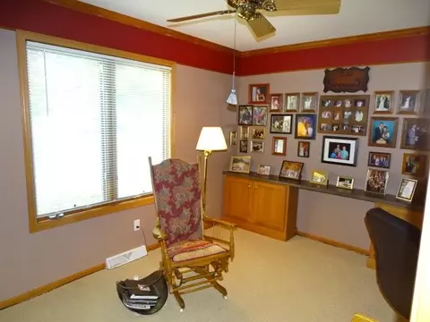 3196 Sandy Pointe Dr, Freeport, IL 61032 photo 13