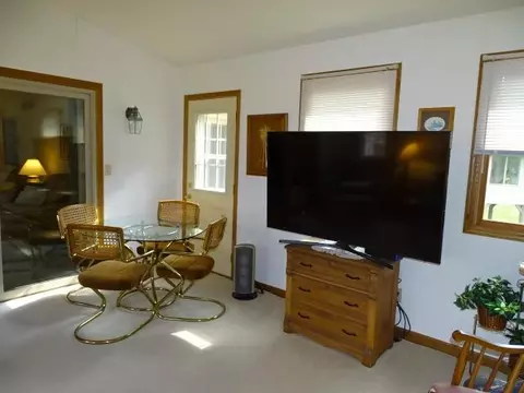 3196 Sandy Pointe Dr, Freeport, IL 61032 photo 20