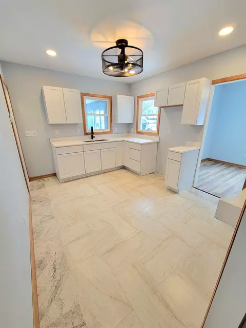1156 Lincoln Ave, Beloit, WI 53511 photo 17