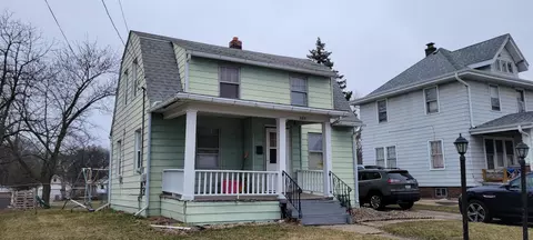 2315 9th St, Rockford, IL 61104