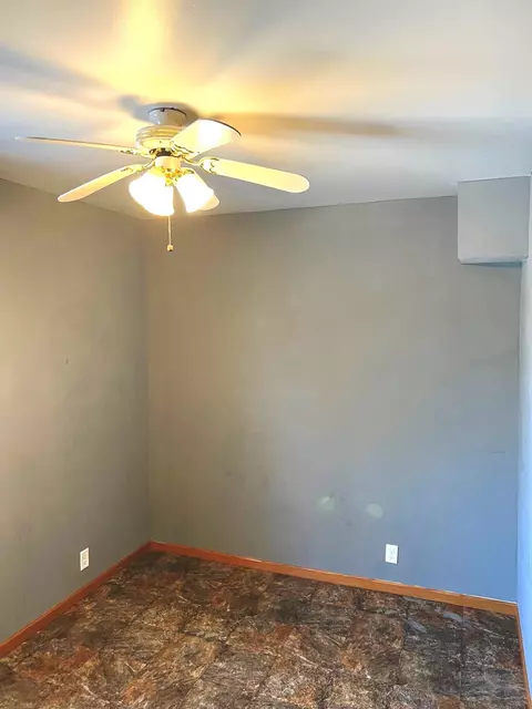 323 E First St, Mcconnell, IL 61050 photo 13