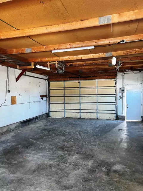 323 E First St, Mcconnell, IL 61050 photo 17