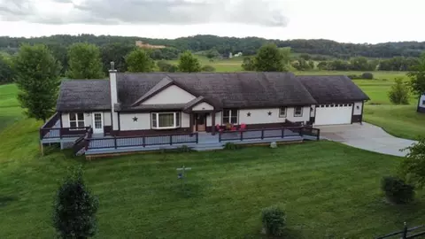 n2547 Pine Tree Road, Monroe, WI 53566 photo 1