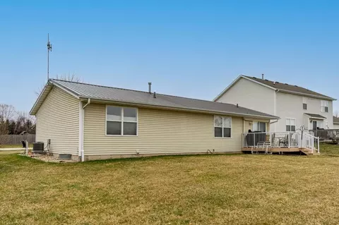 1407 Sentry, Durand, IL 61024 photo 21
