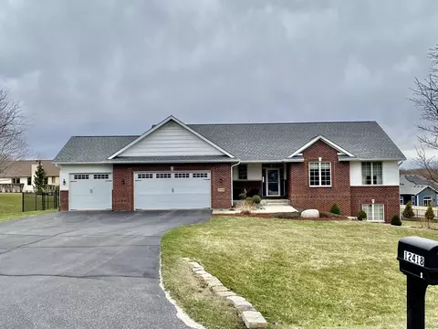 12418 Breezefield Cir, Roscoe, IL 61073
