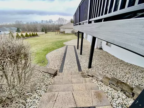 12418 Breezefield Cir, Roscoe, IL 61073 photo 33