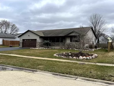 1534 Ruby St, Belvidere, IL 61008 photo 1