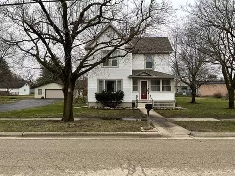 305 Elgin St, Cherry Valley, IL 61016