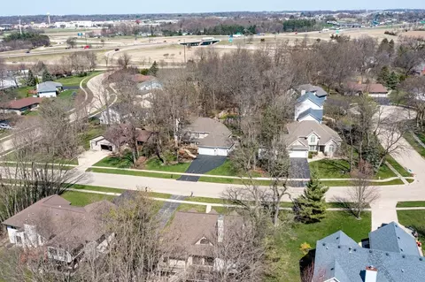 3365 Valley Woods Dr, Cherry Valley, IL 61016 photo 6