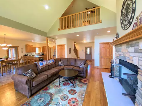 19-67 Edgewood Ct, Lanark, IL 61046 photo 6