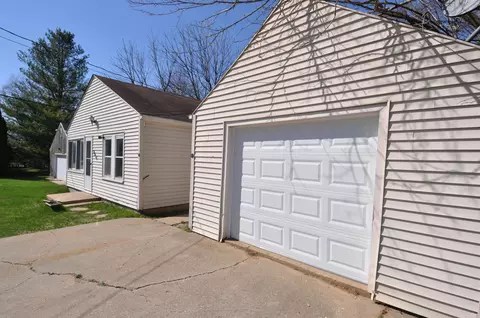 2915 Sherman Ave, Rockford, IL 61101