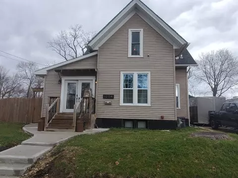1204 9th Ave, Rockford, IL 61104