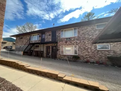 1812 Remington Rd, Rockford, IL 61108