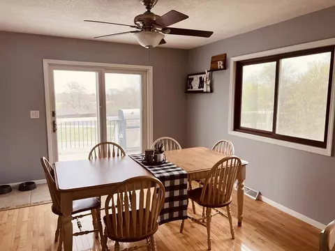 13631 Treva Dr, Morrison, IL 61270 photo 7