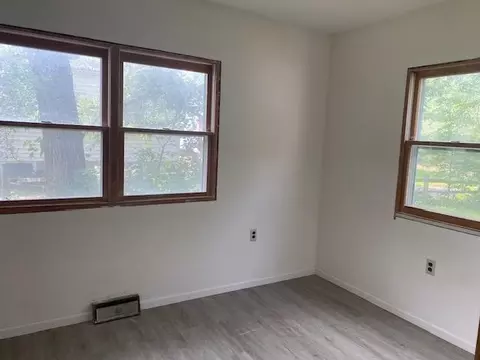 218 Walnut St, Cherry Valley, IL 61016 photo 5