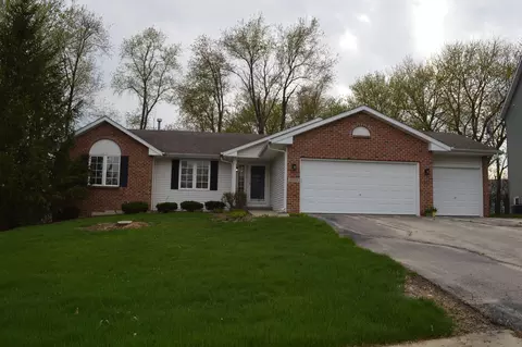 2059 Charnwood Ct, Machesney Park, IL 61115