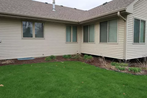 3175 Sandy Pointe Dr, Freeport, IL 61032 photo 23