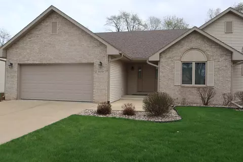 3175 Sandy Pointe Dr, Freeport, IL 61032 photo 1