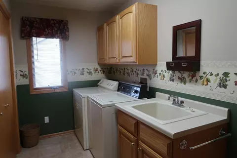 3175 Sandy Pointe Dr, Freeport, IL 61032 photo 16